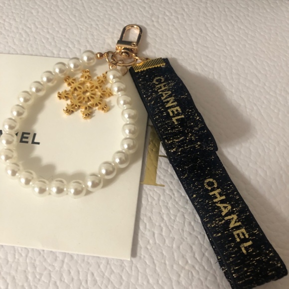 Chanel key chain / bag charm - Picture 2 of 8